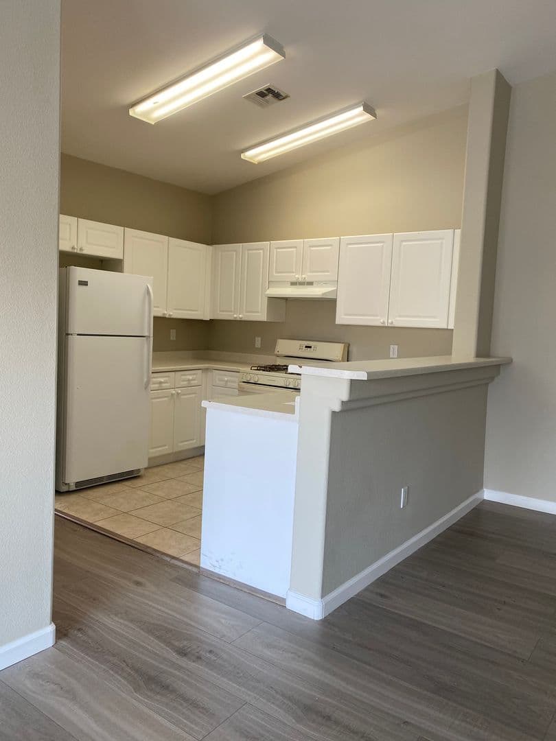 Las Vegas Condo: 9318 Square Dance Pl