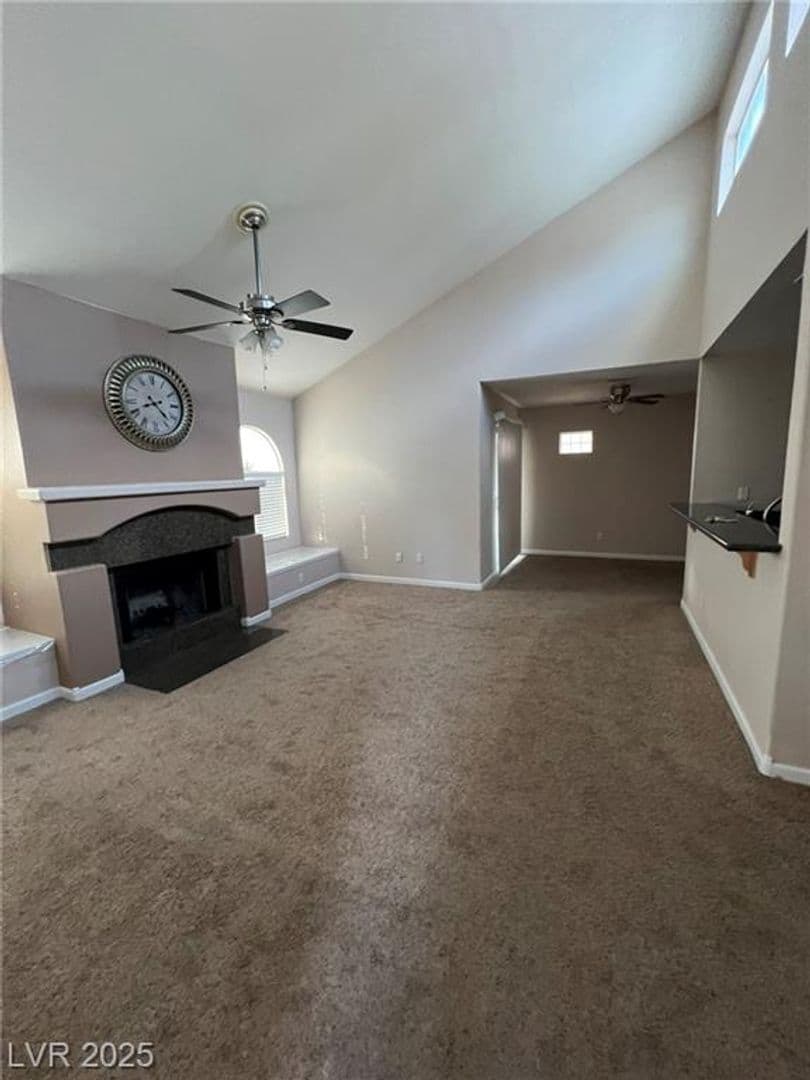 Las Vegas Condo: 9325 W Desert Inn Rd. #206