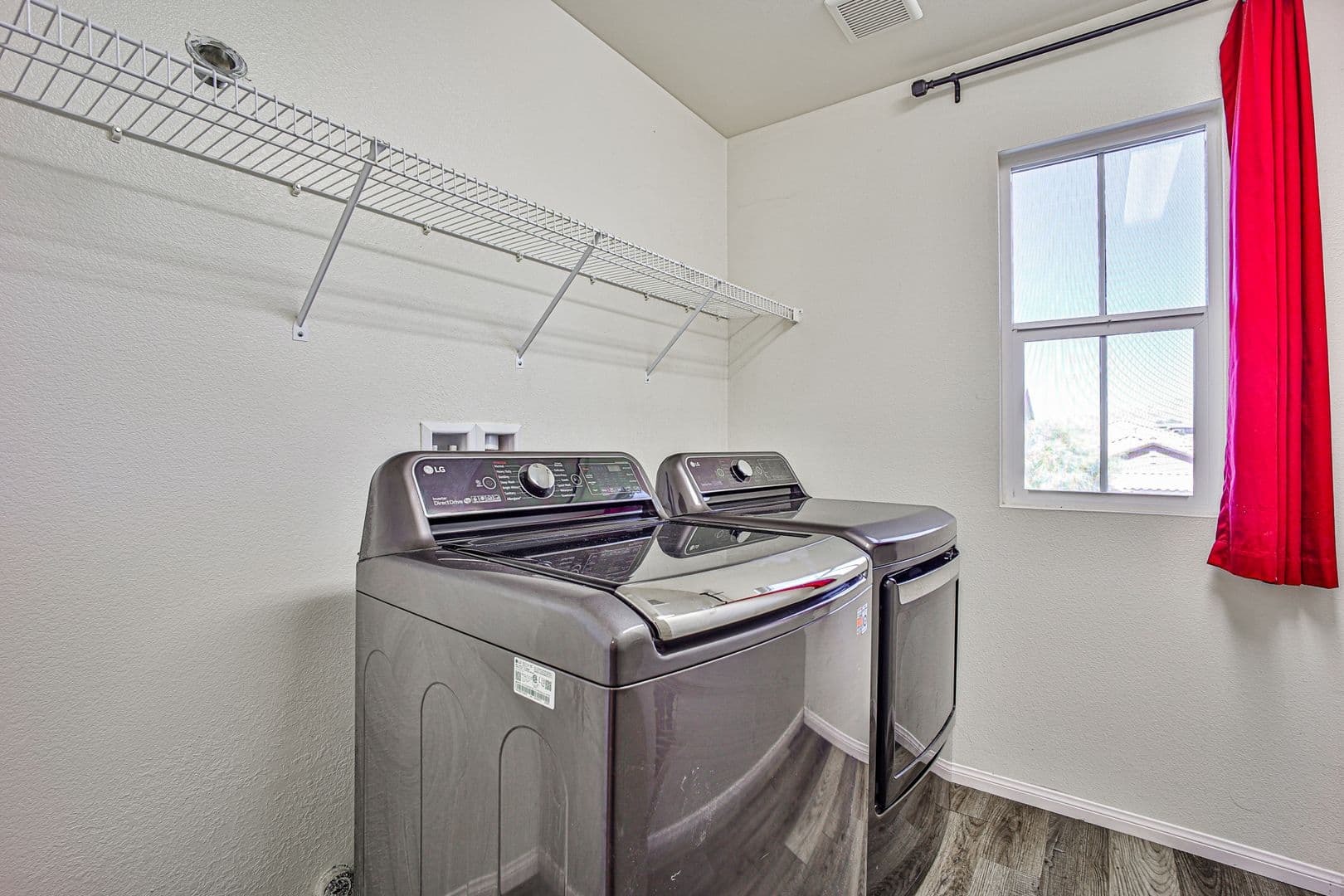 North Las Vegas House: 4409 Duck Harbor Ave.
