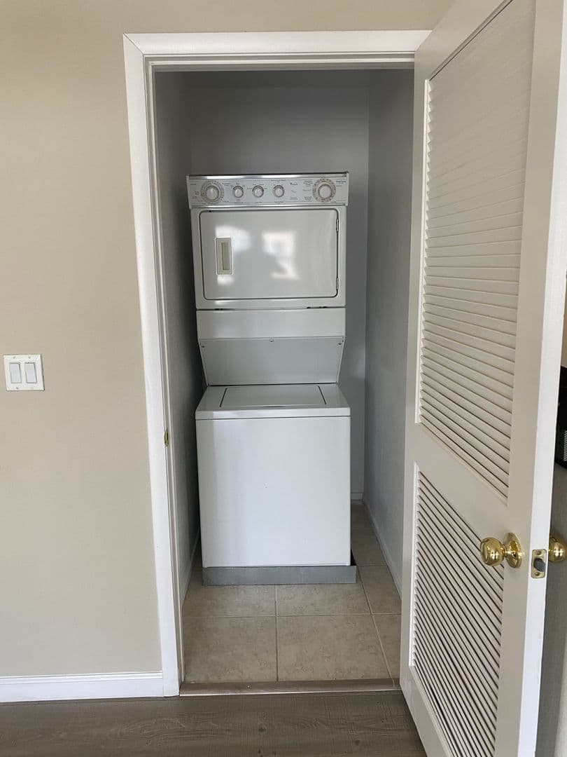 Las Vegas Condo: 9318 Square Dance Pl
