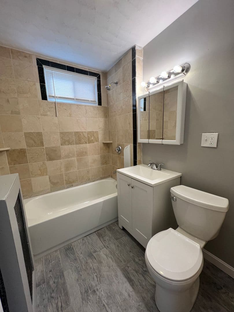 Mattapan Apartment: 30 Courtland Road