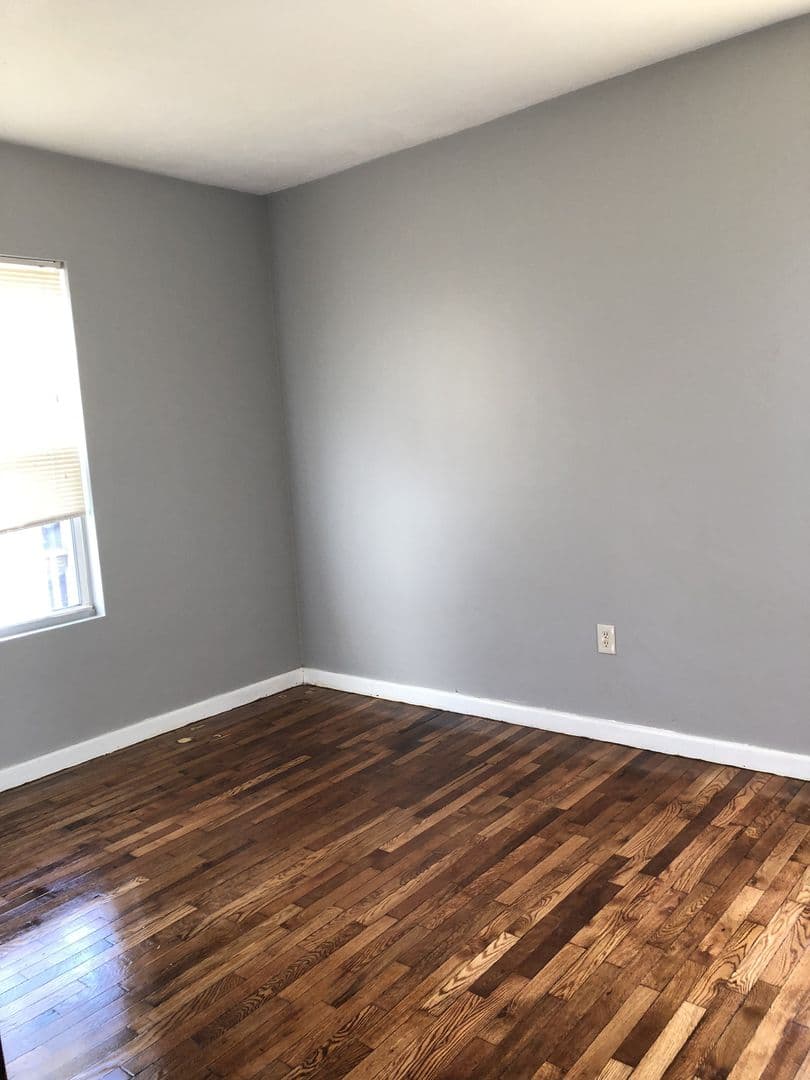 Boston Apartment: 91-93 Bragdon Street