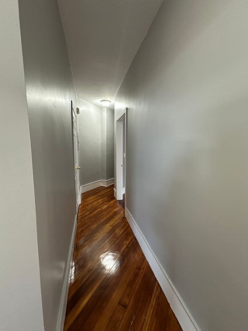 Boston Apartment: 82 Bragdon Street
