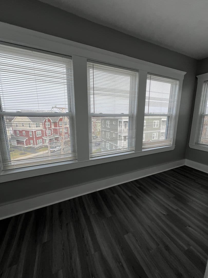 Mattapan Apartment: 30 Courtland Road
