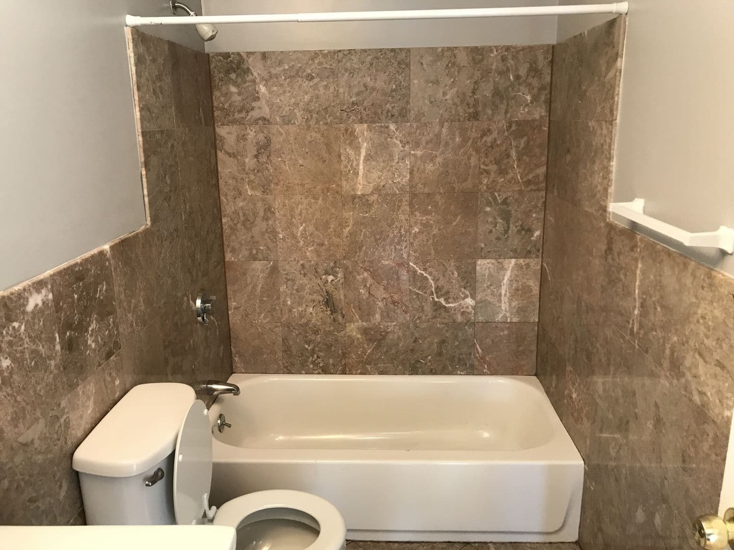 Dorchester Apartment: 390 Geneva Avenue