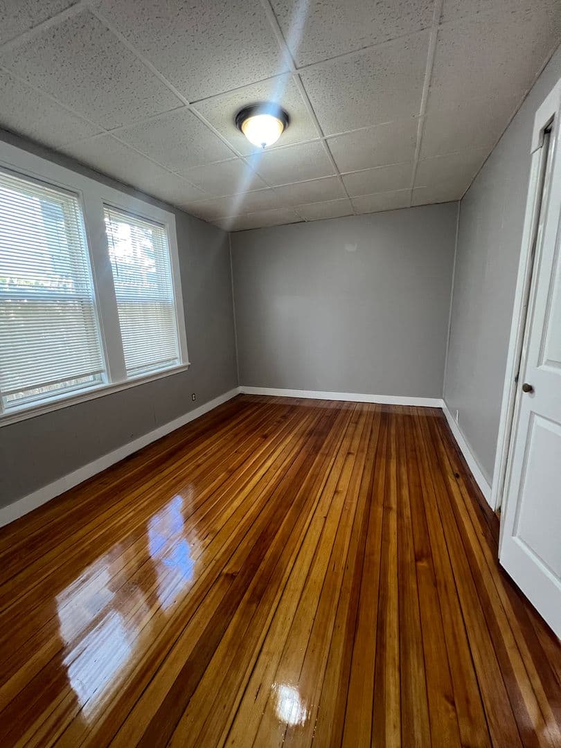 Dorchester Apartment: 45 Alpha Road