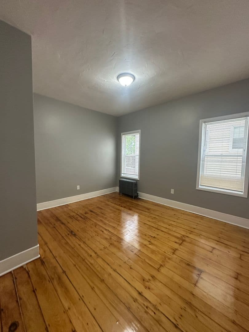 Roxbury Apartment: 39 Maywood Street