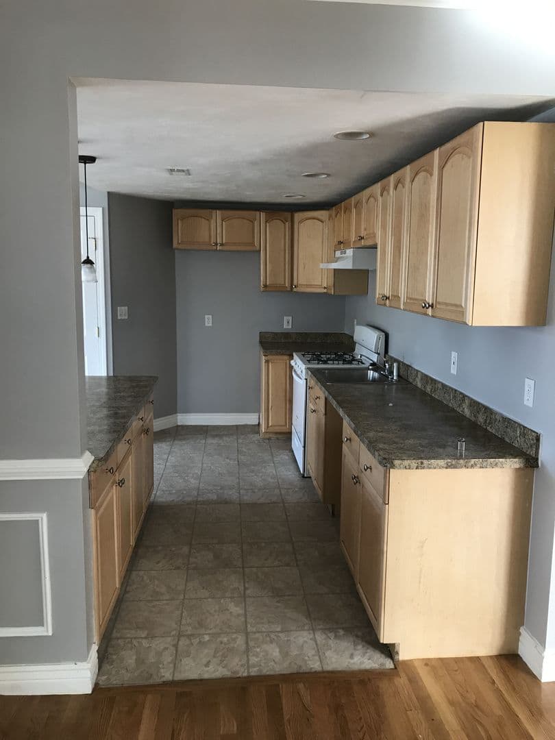 Dorchester Apartment: 390 Geneva Avenue