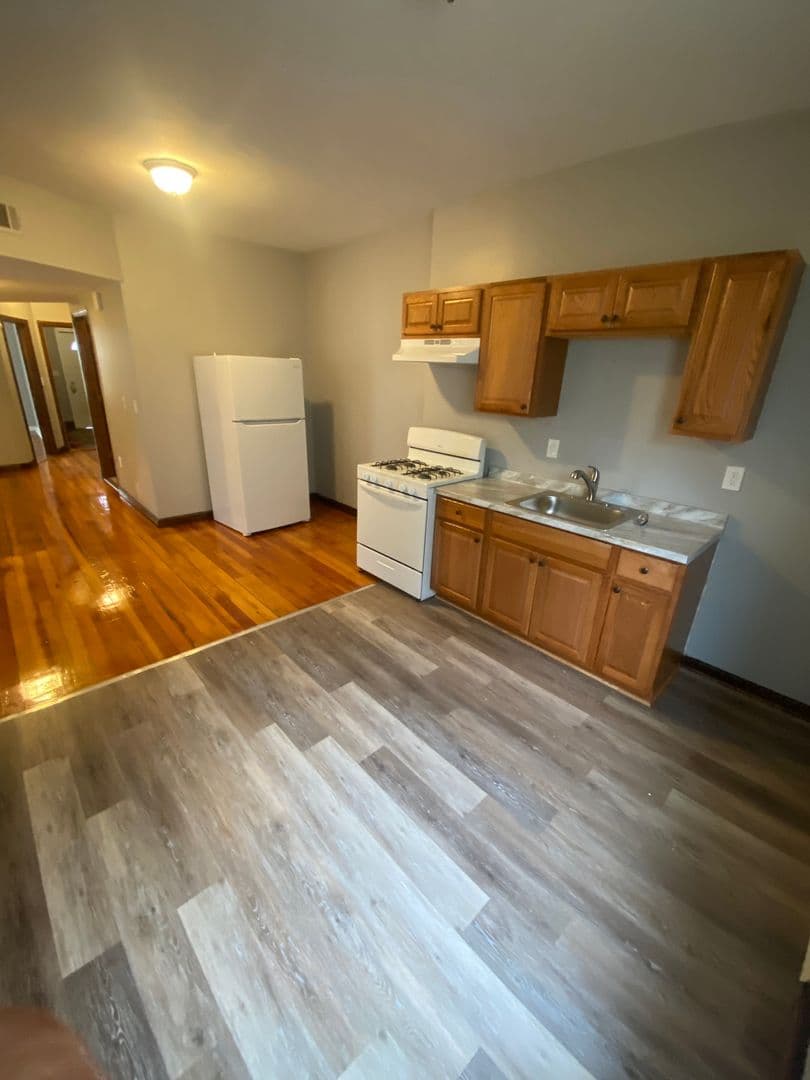 Boston Apartment: 91-93 Bragdon Street