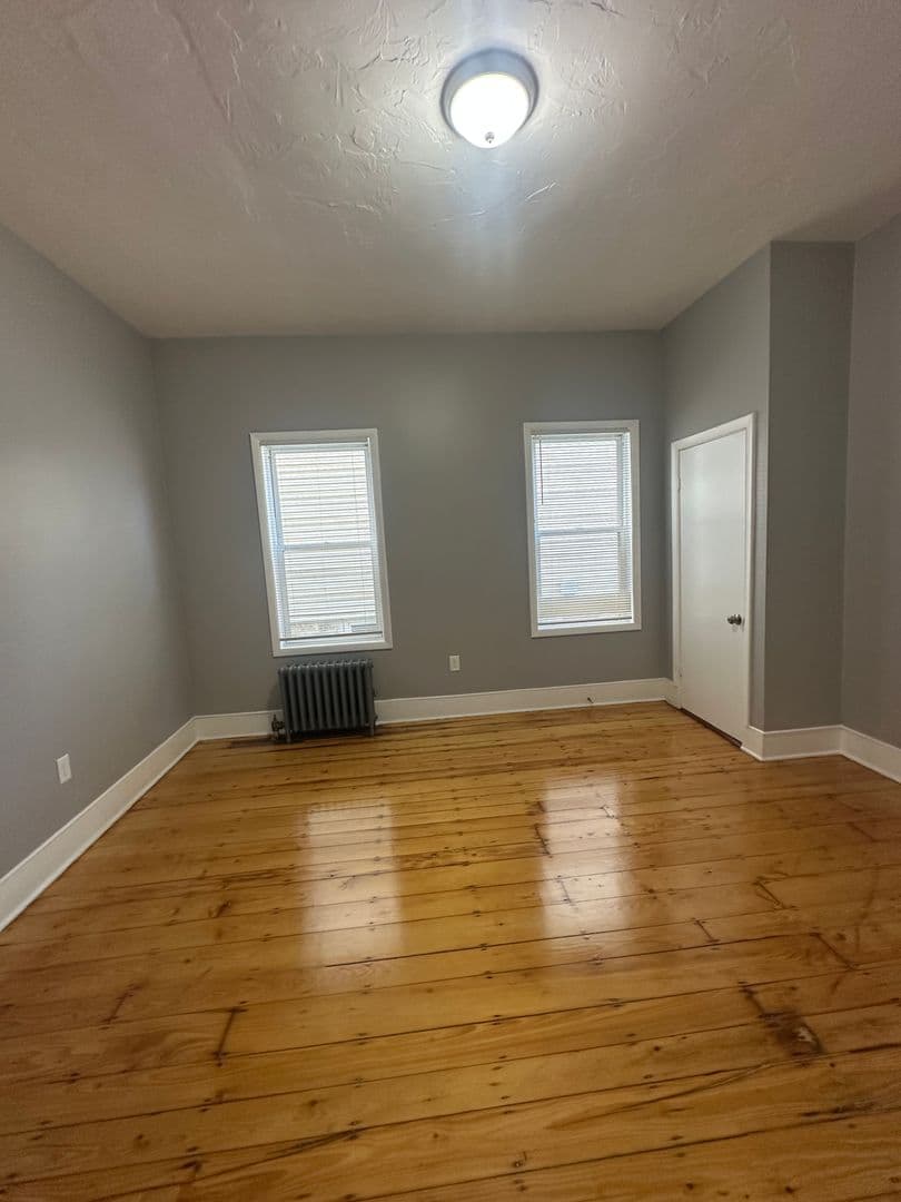 Roxbury Apartment: 39 Maywood Street