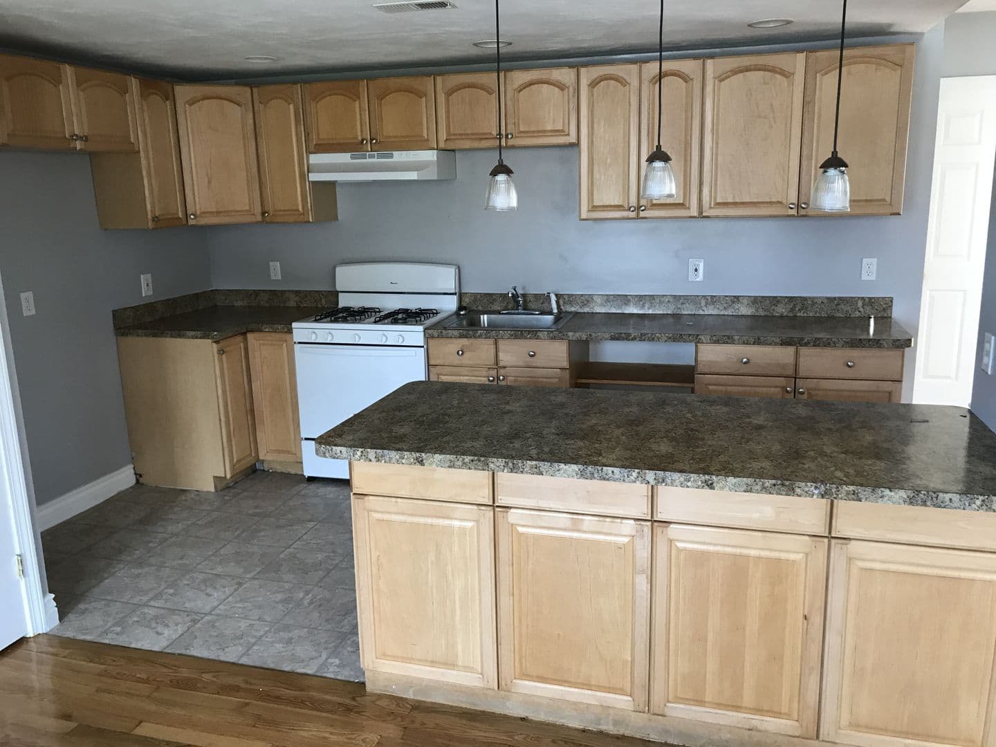 Dorchester Apartment: 390 Geneva Avenue