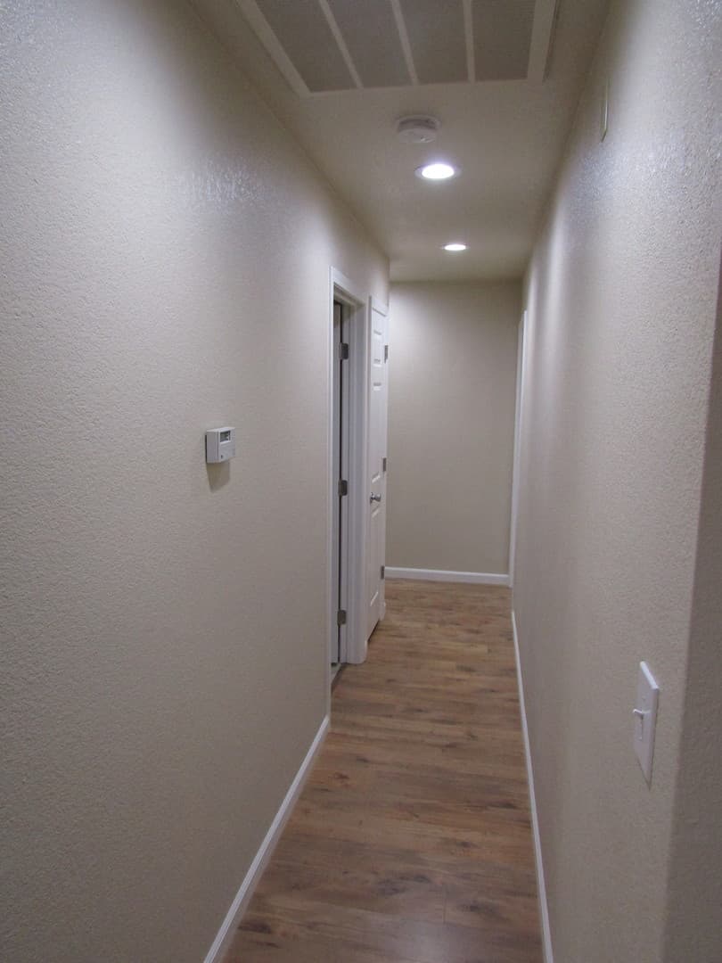 Folsom House: 233 Flower Drive