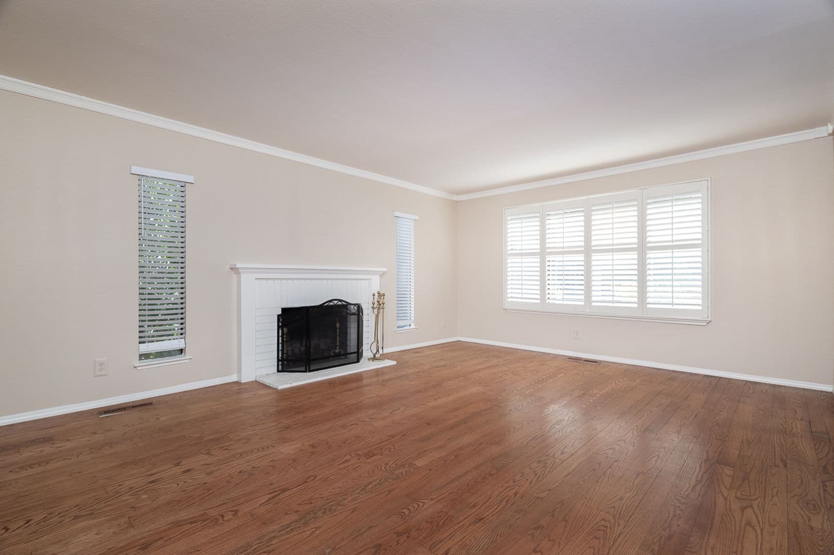 Folsom House: 110 Rock Ravine Court