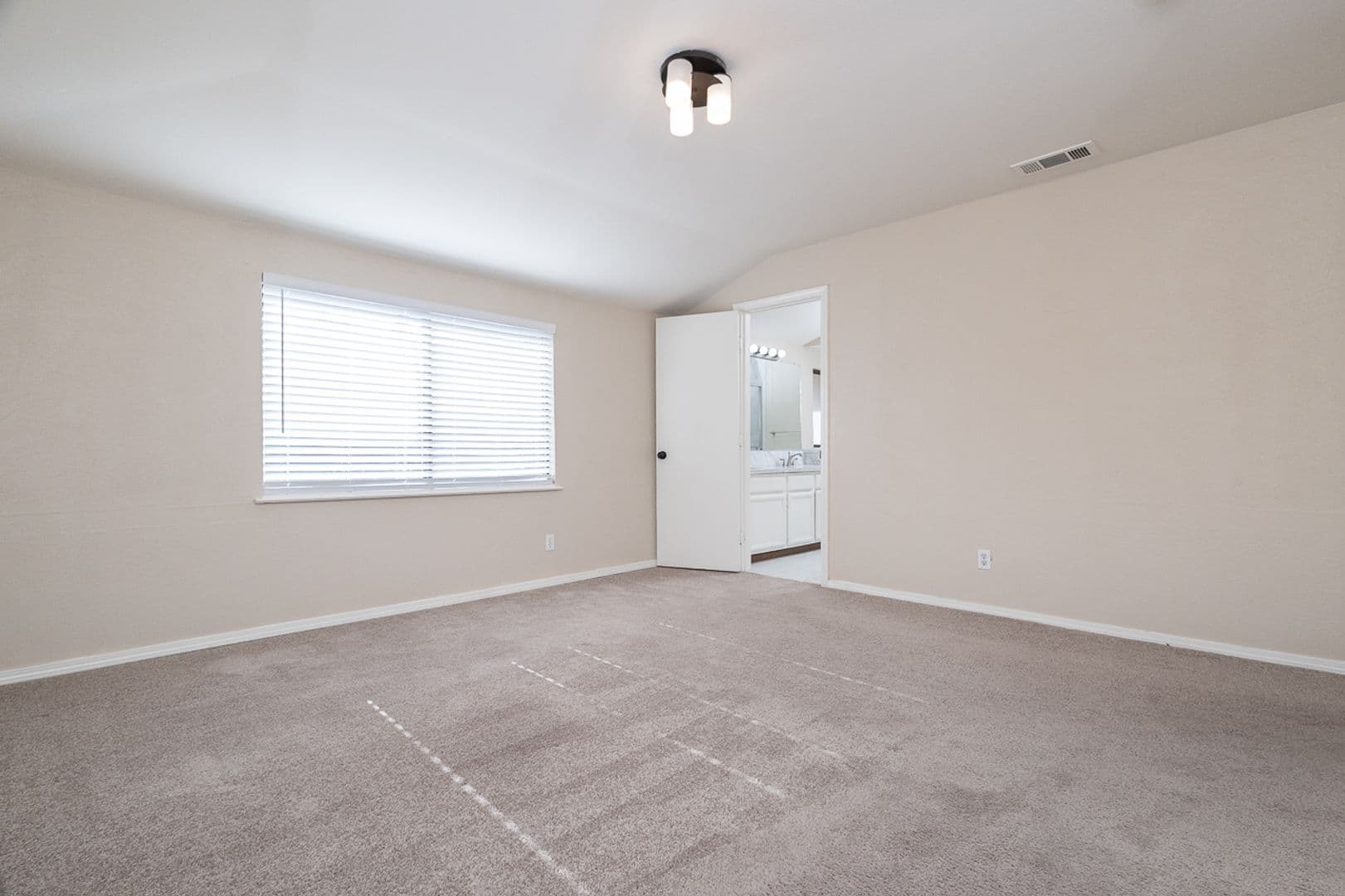 Folsom House: 110 Rock Ravine Court
