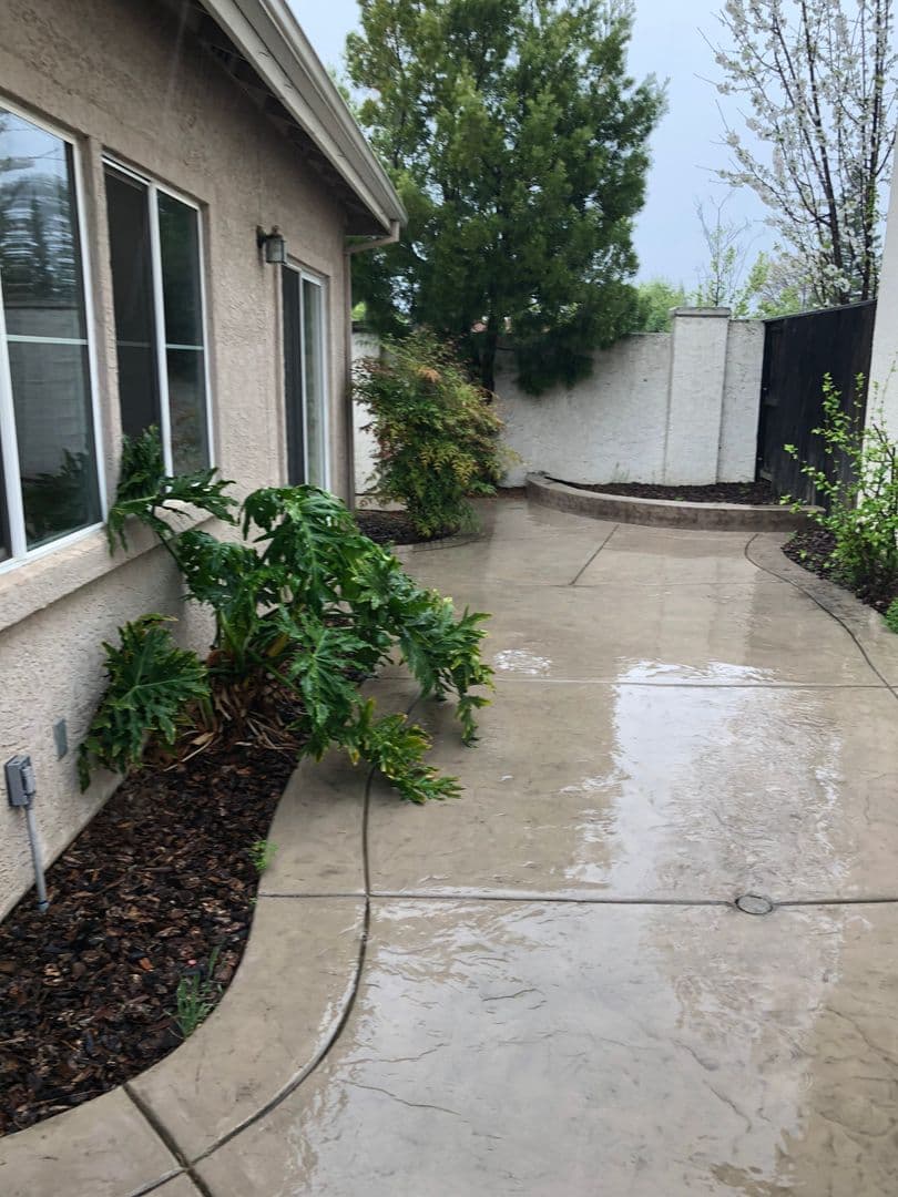 Folsom House: 756 Whitworth Court
