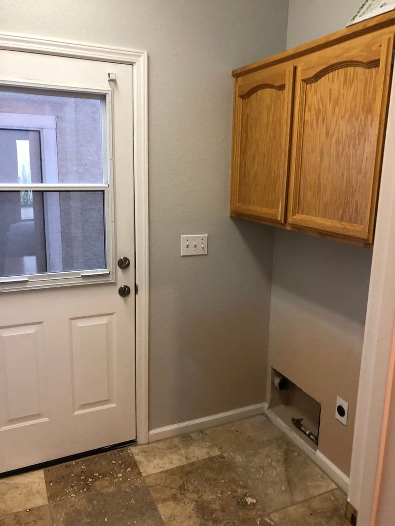 Folsom House: 756 Whitworth Court