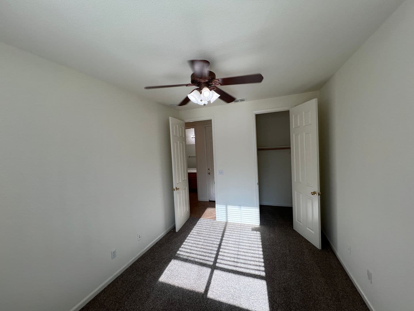 Cameron Park House: 6082 Connery Drive