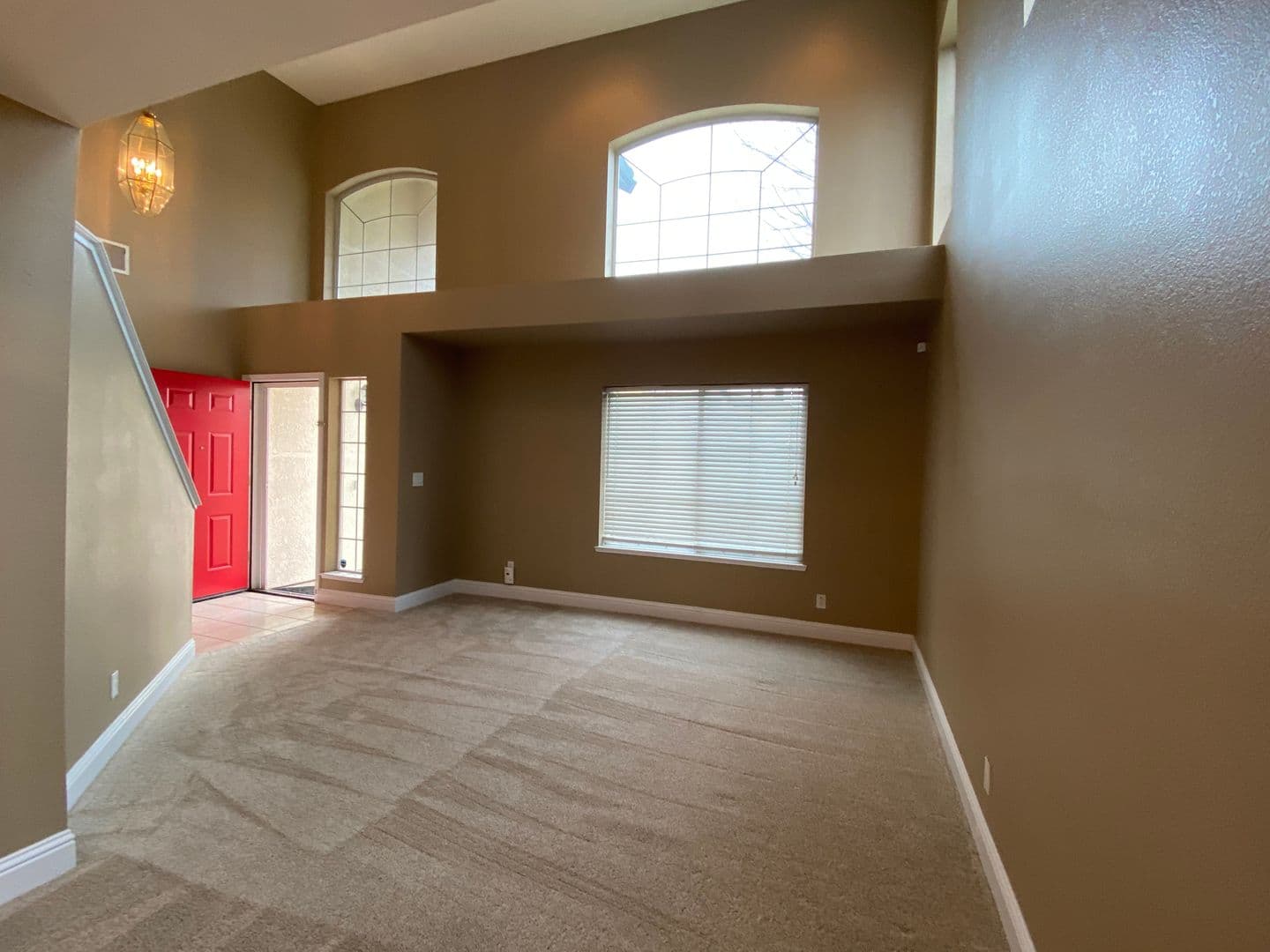 Folsom House: 105 Honey Cook Circle