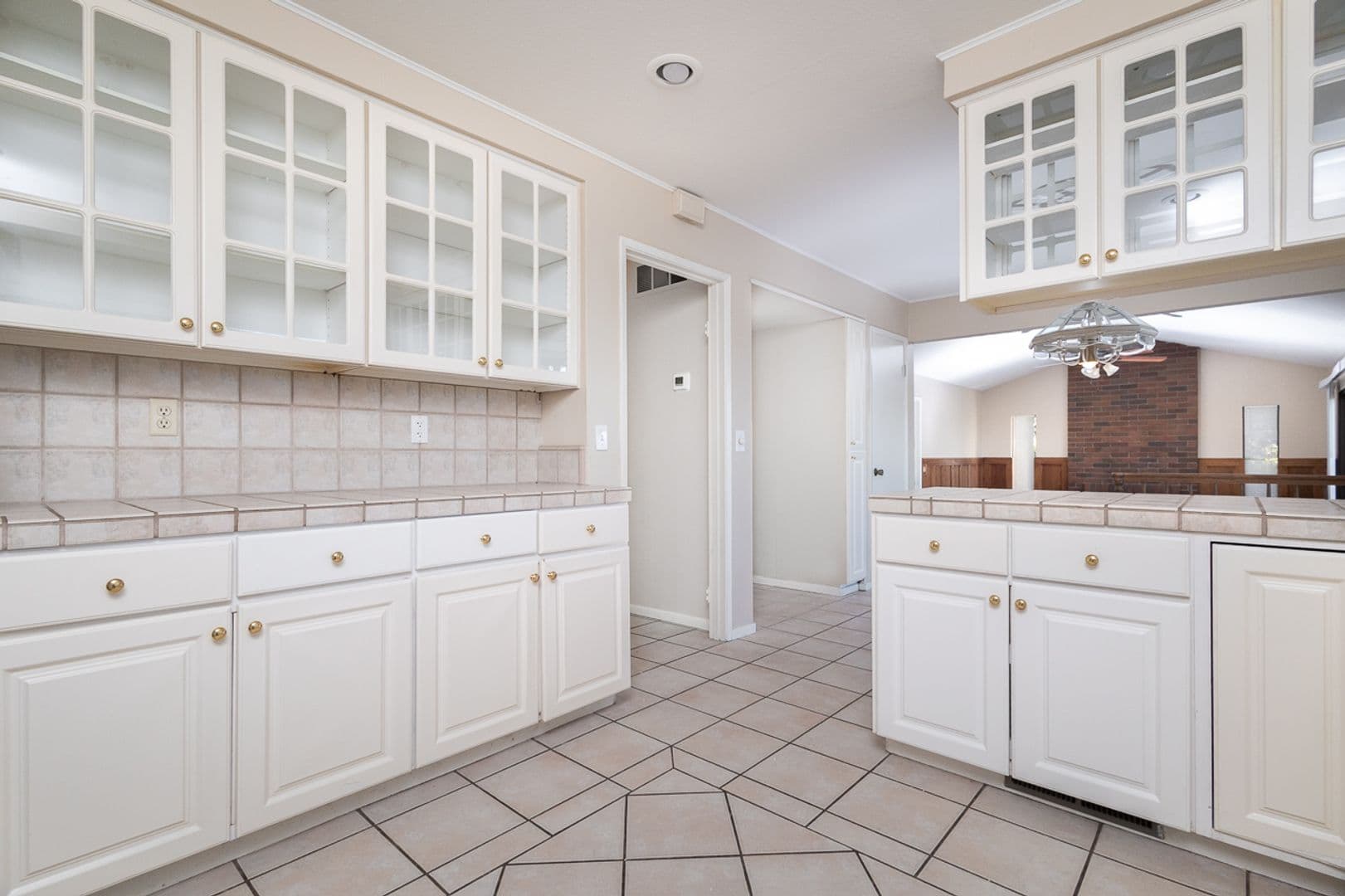 Folsom House: 110 Rock Ravine Court