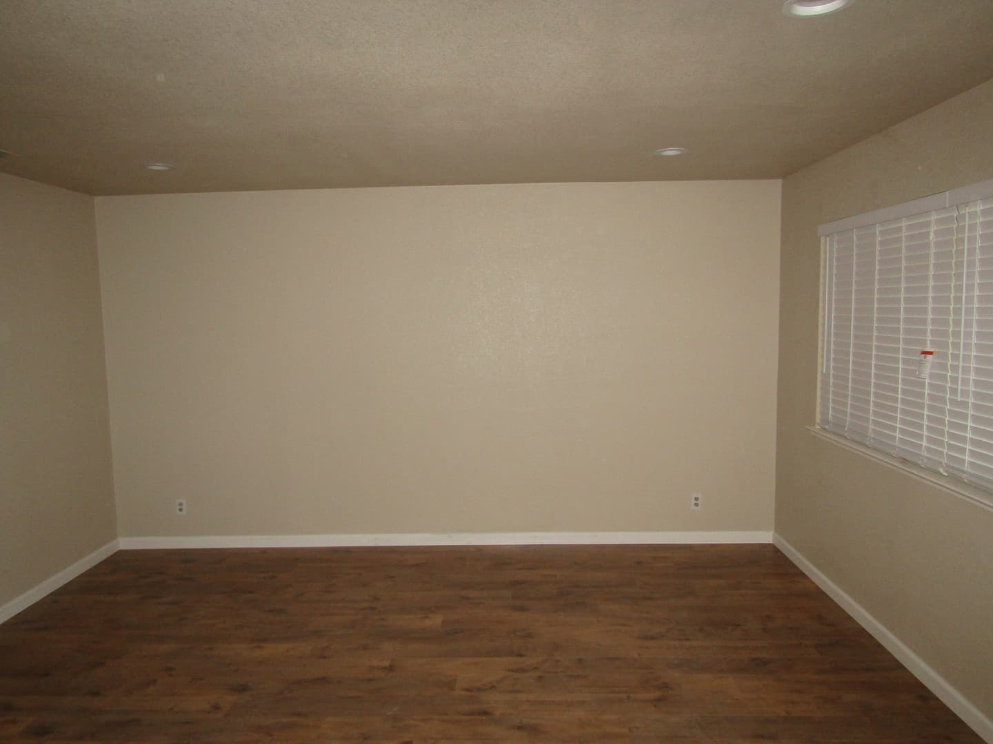 Folsom House: 233 Flower Drive
