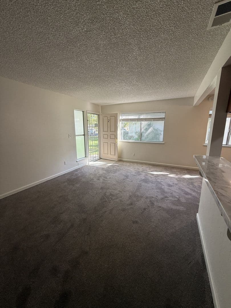 Citrus Heights Townhome: 6448 Bremen Drive #2
