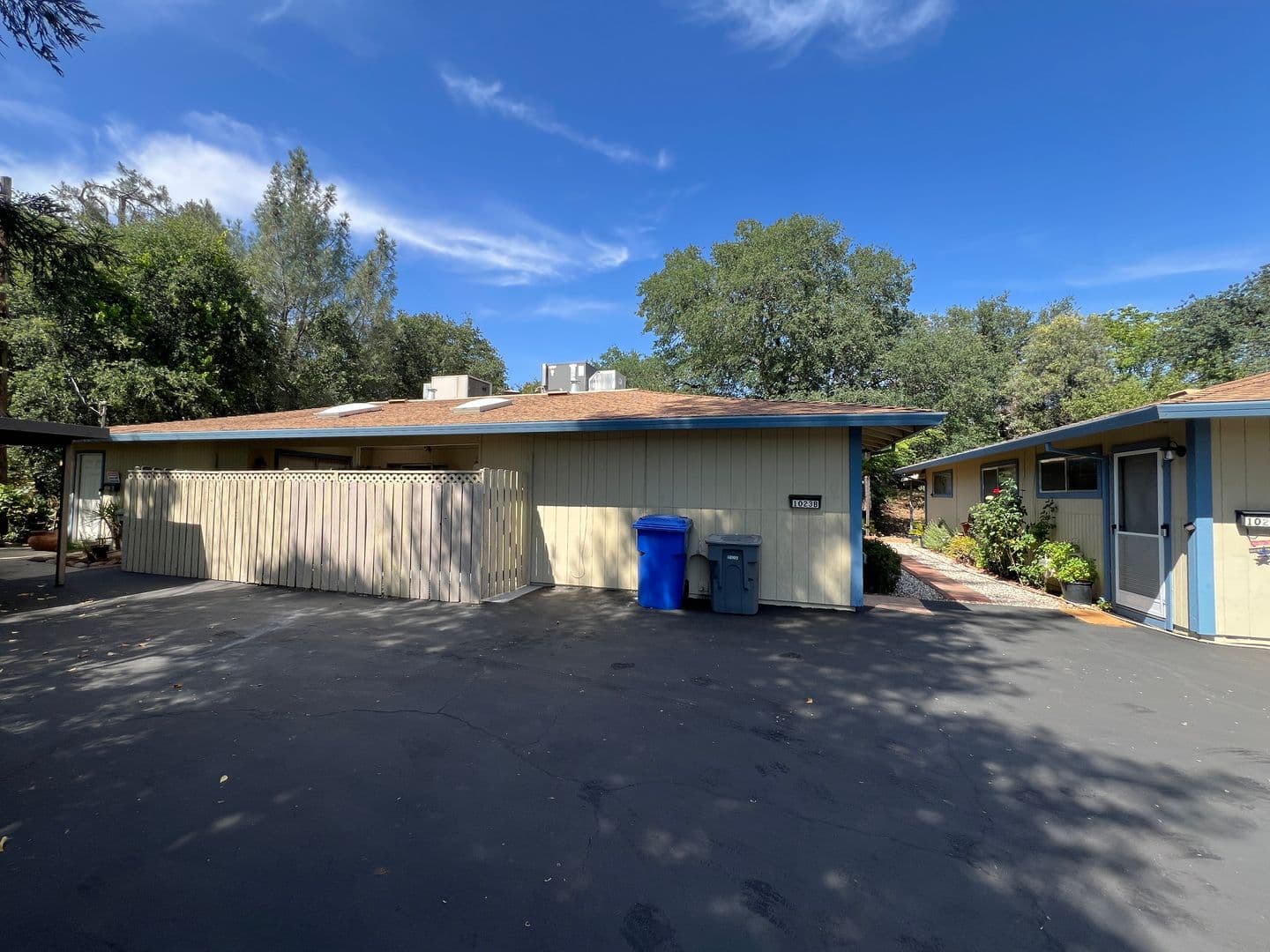 Folsom Apartment: 1023 Sibley Street