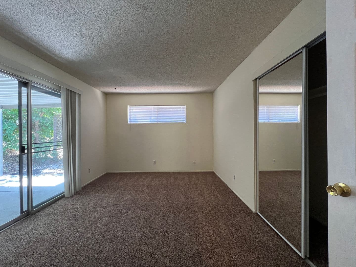 Folsom Apartment: 1023 Sibley Street