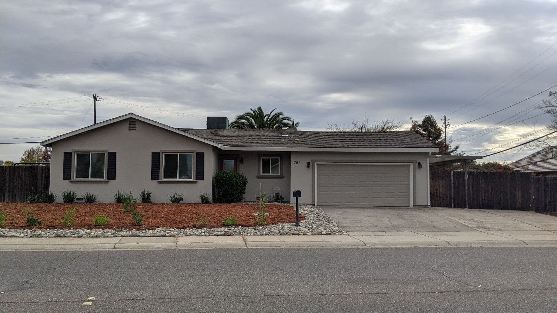 Folsom House: 701 Wales Drive