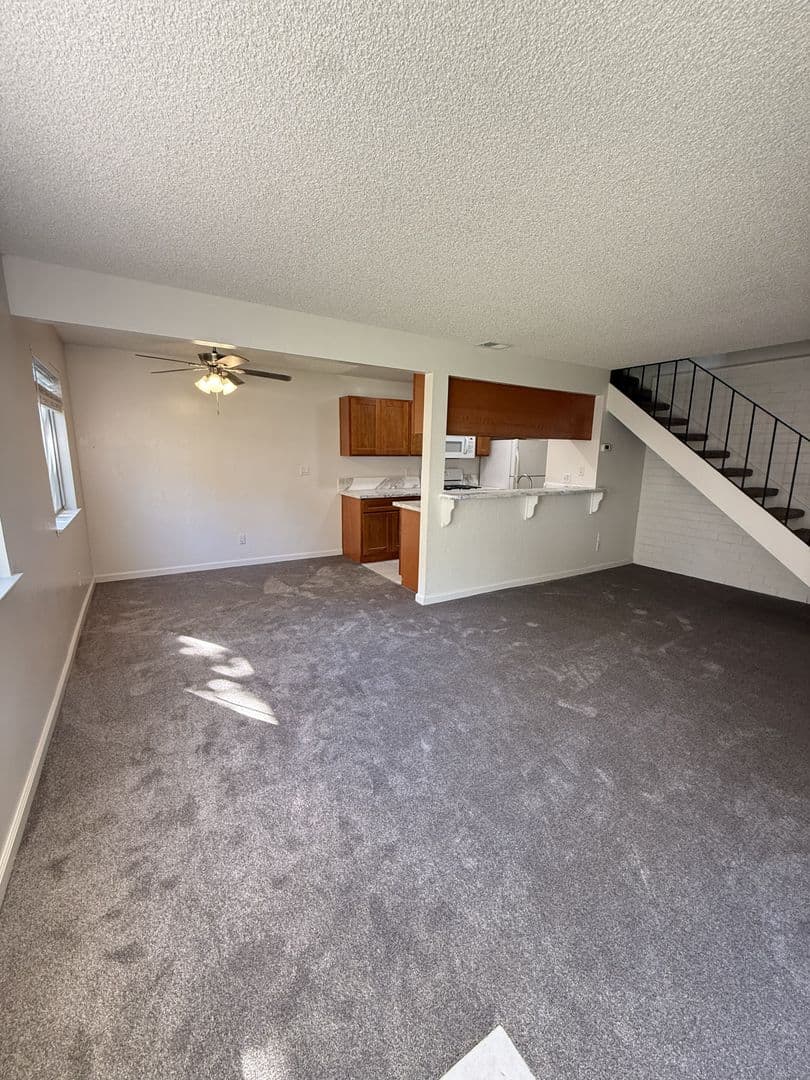 Citrus Heights Townhome: 6448 Bremen Drive #2