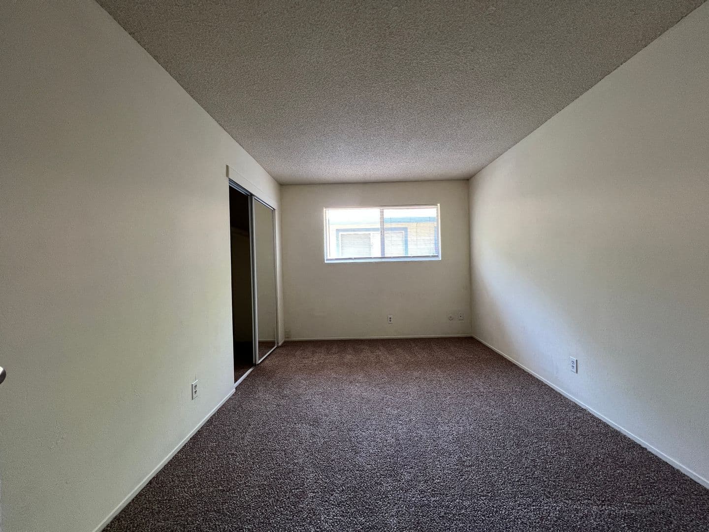 Folsom Apartment: 1023 Sibley Street