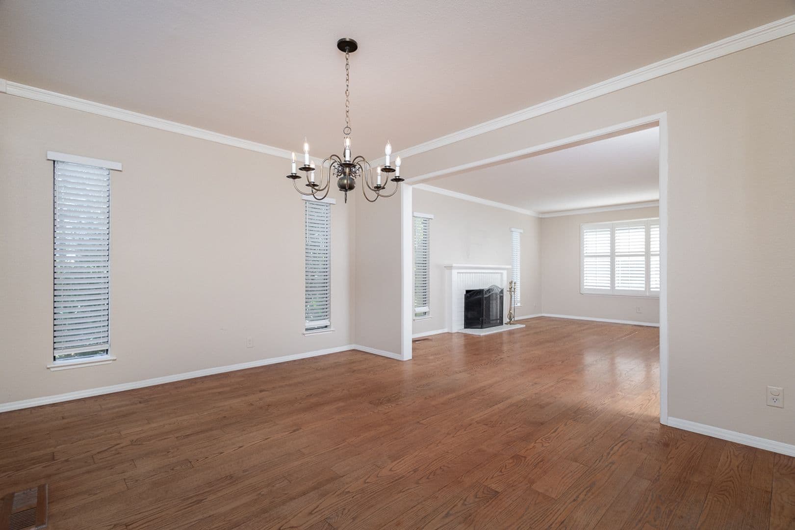 Folsom House: 110 Rock Ravine Court