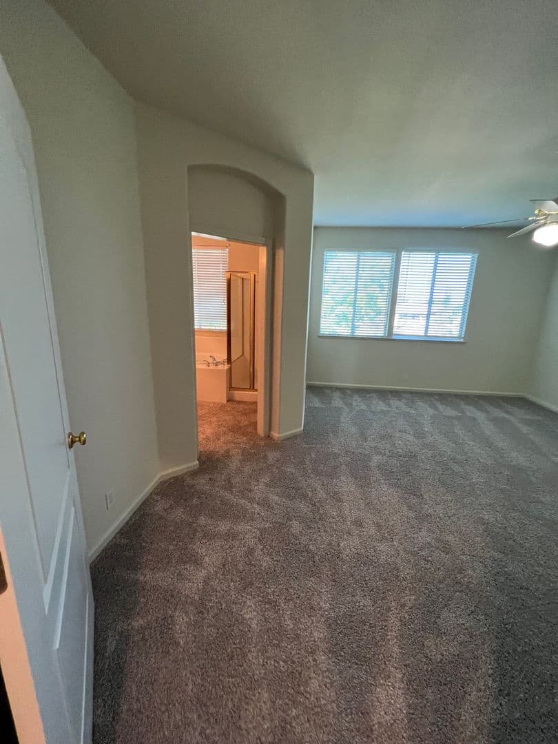 Folsom House: 1017 Halidon Way