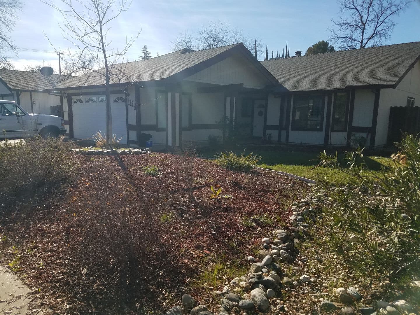 Roseville House: 1116 Oak Ridge Drive