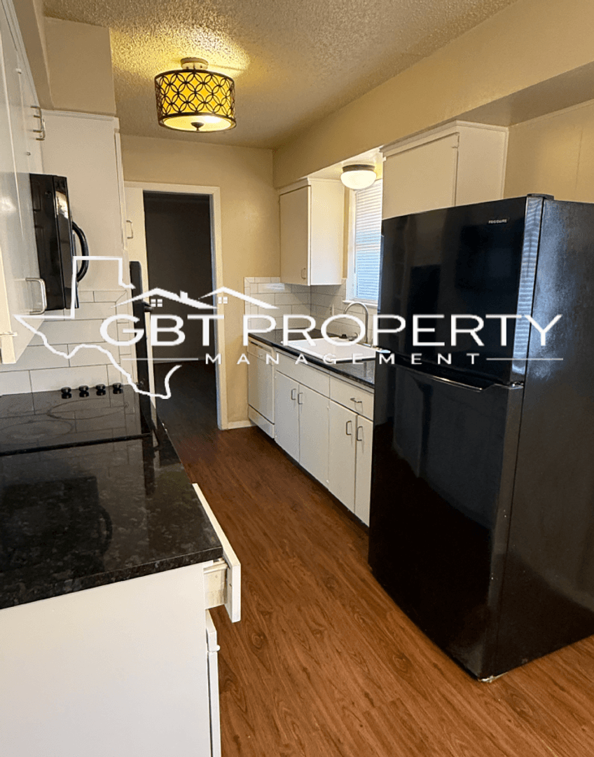 Waco House: 5119 Lake Placid