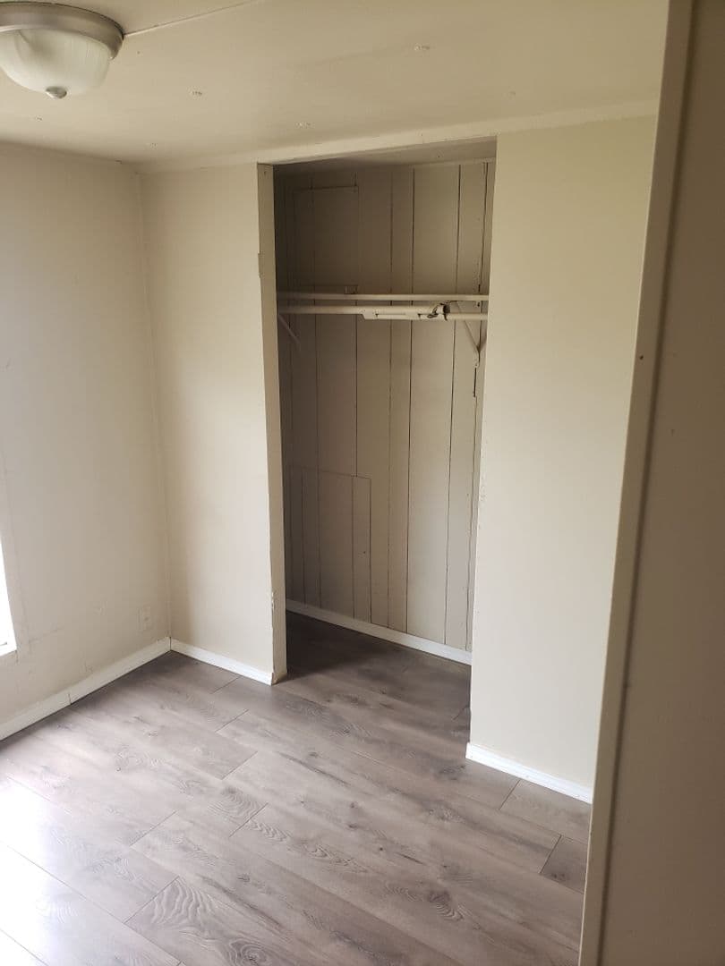 Canyon Apartment: 6th Ave