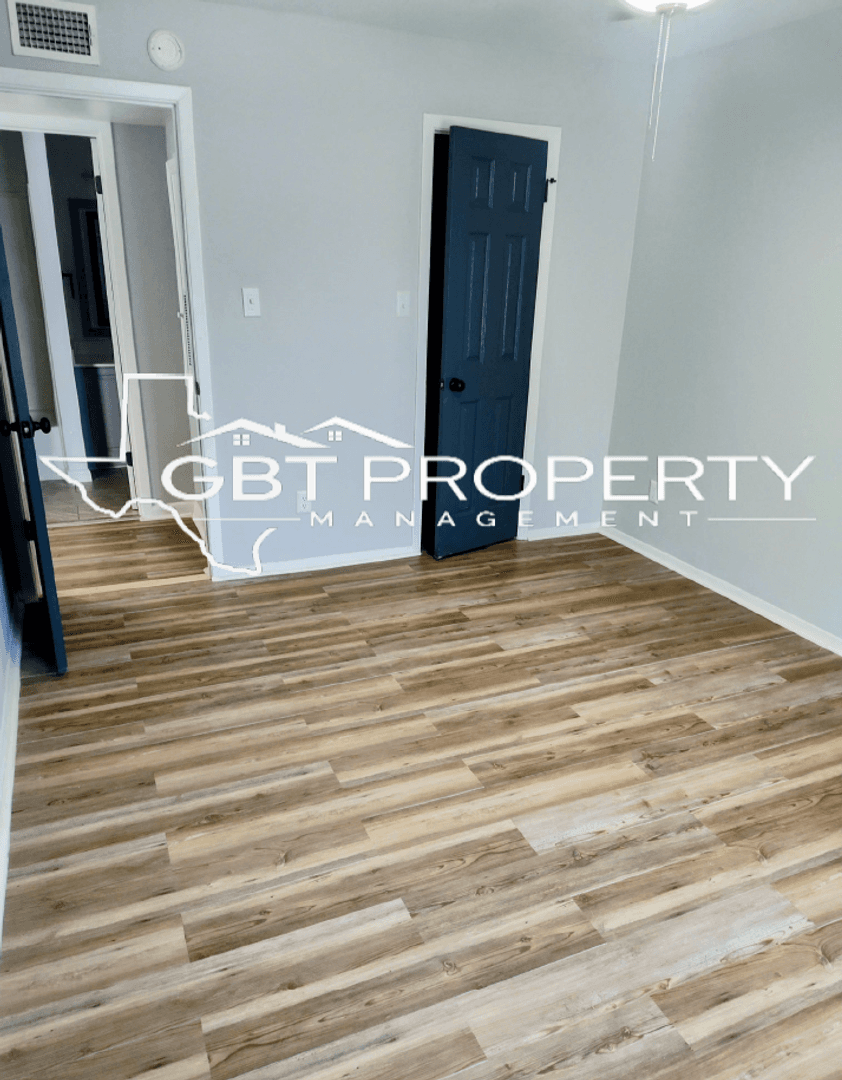 Austin Apartment: 8625 Fireside Dr.