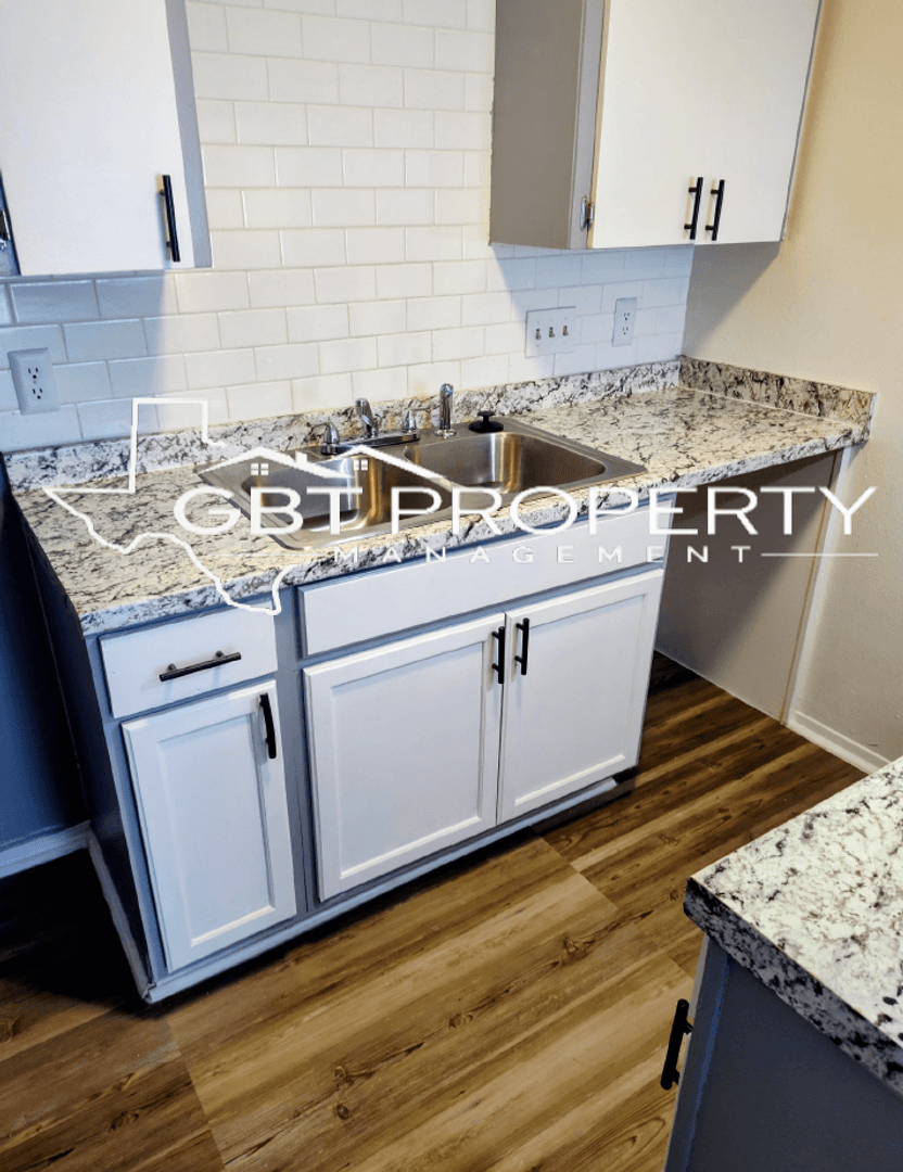 Austin Apartment: 8625 Fireside Dr.