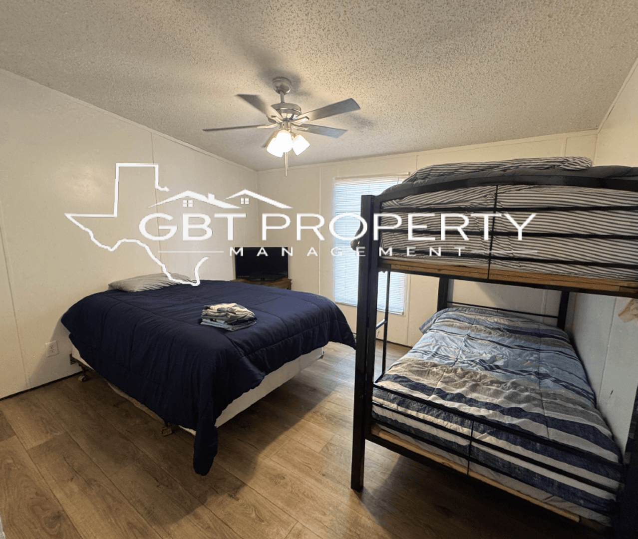 Mexia Apartment: PR 5493