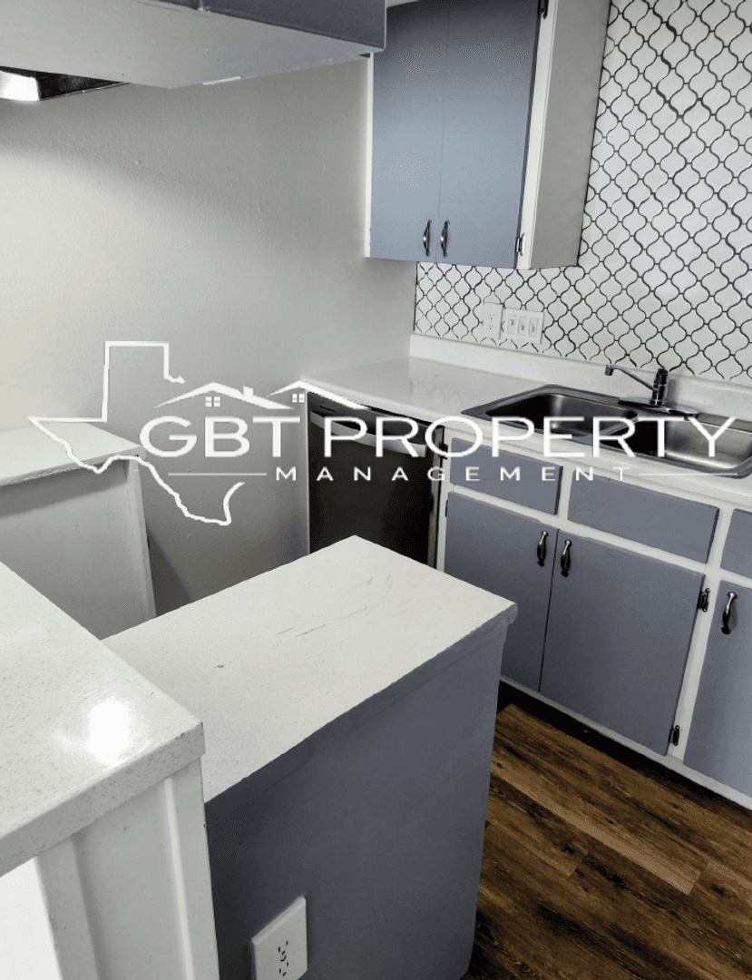 Austin Apartment: 8625 Fireside Dr.