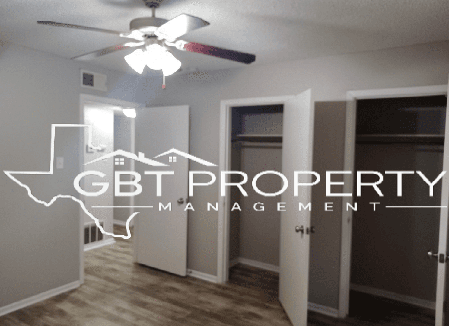 Universal City Apartment: 2205 Pat Booker Rd