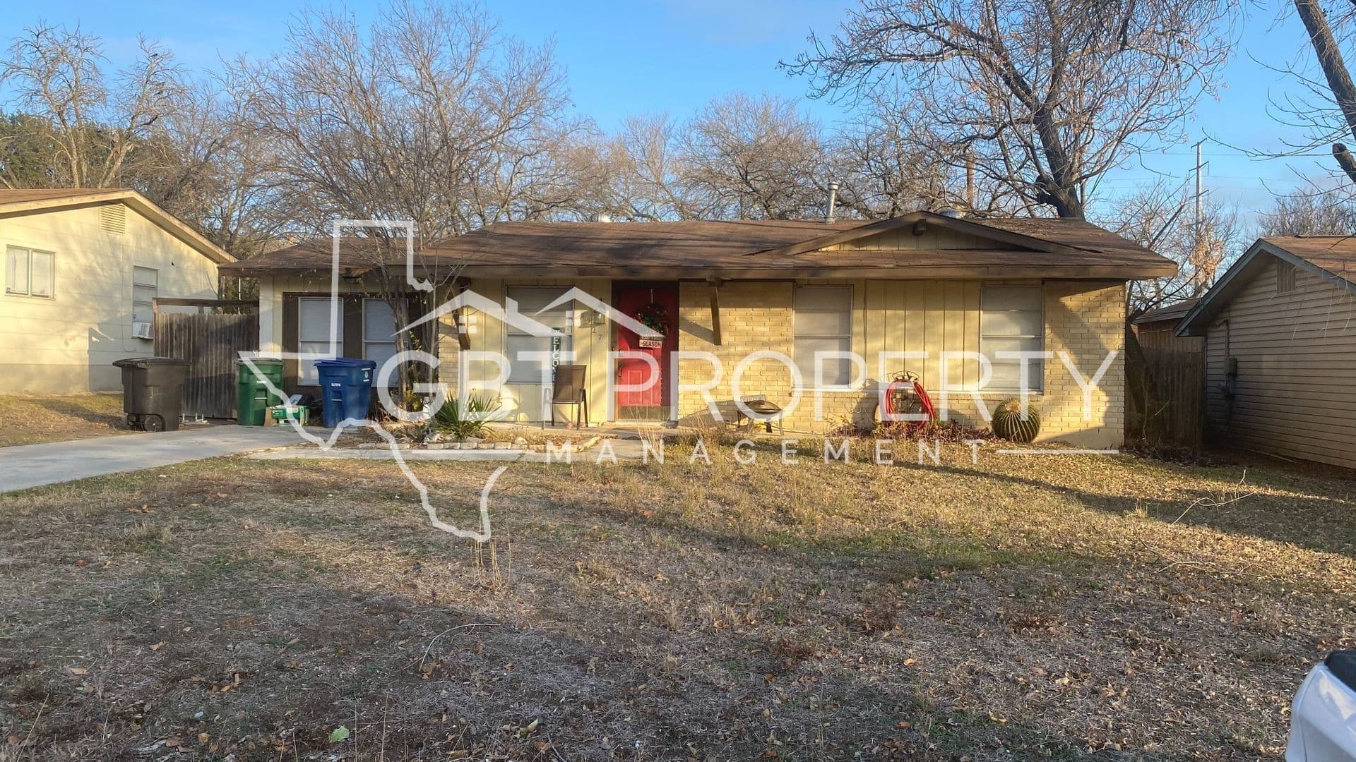 San Antonio House: 4527 Clear Spring