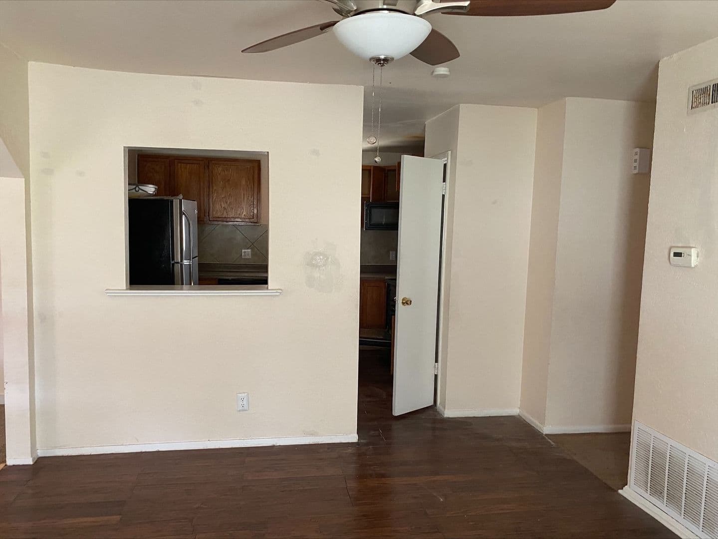 San Antonio House: 4527 Clear Spring