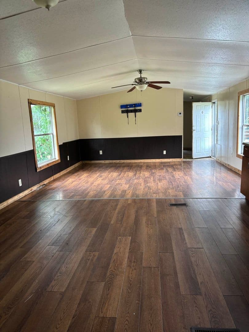 Keene Apartment: Wallen Park Estates