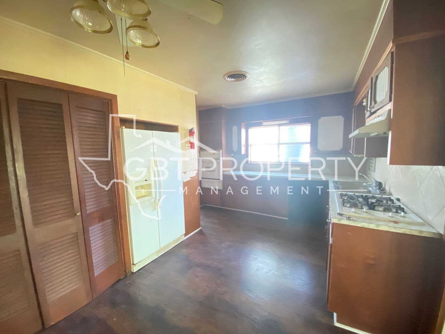 Groesbeck Apartment: GBT