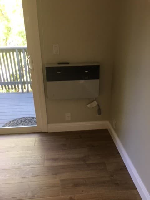 San Ramon House: 9085 Alcosta Blvd #305