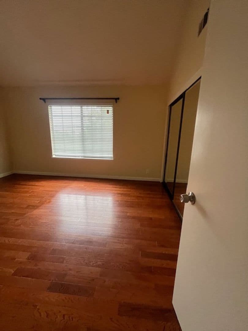 San Leandro House: 14419 Outrigger Dr
