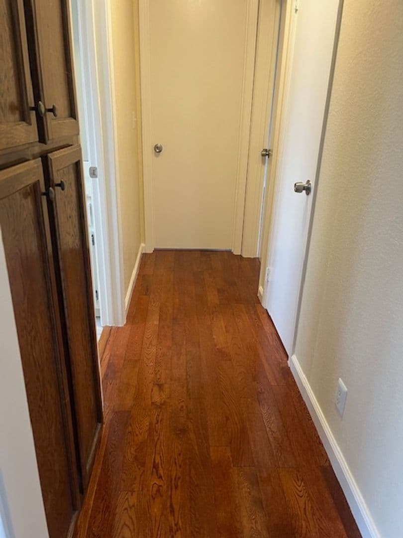 San Leandro House: 14419 Outrigger Dr