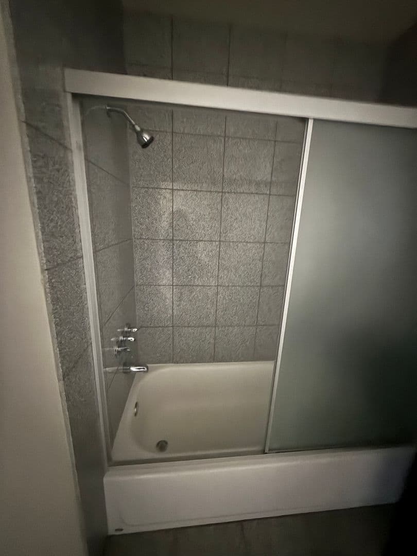 Alameda Apartment: 2233 Otis Dr
