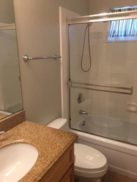 San Ramon House: 9085 Alcosta Blvd #305