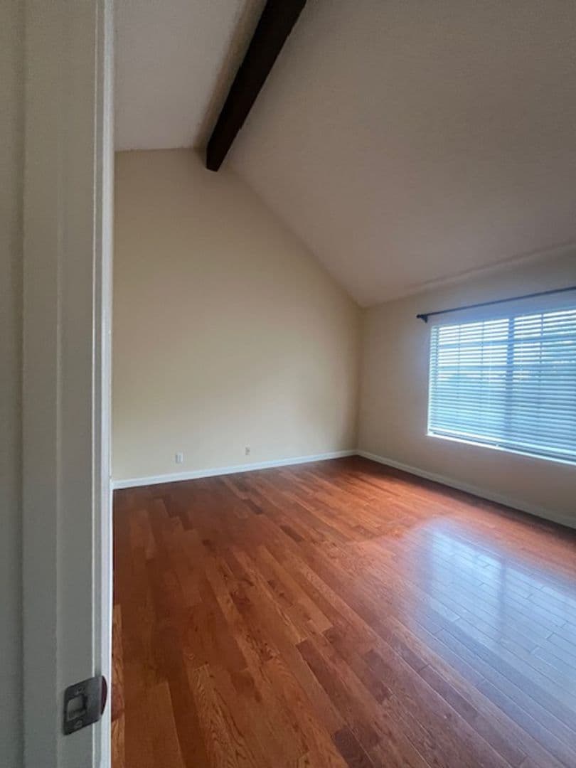 San Leandro House: 14419 Outrigger Dr
